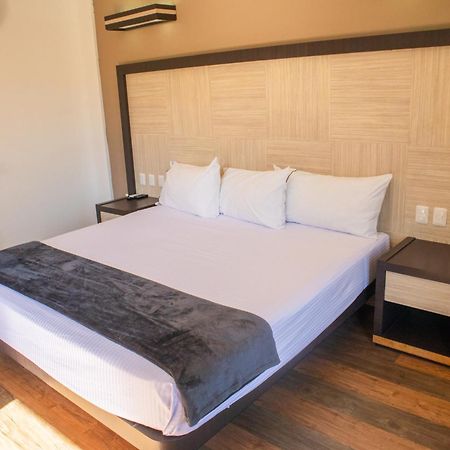 Hotel Paseo De La Presa غواناخواتو المظهر الخارجي الصورة