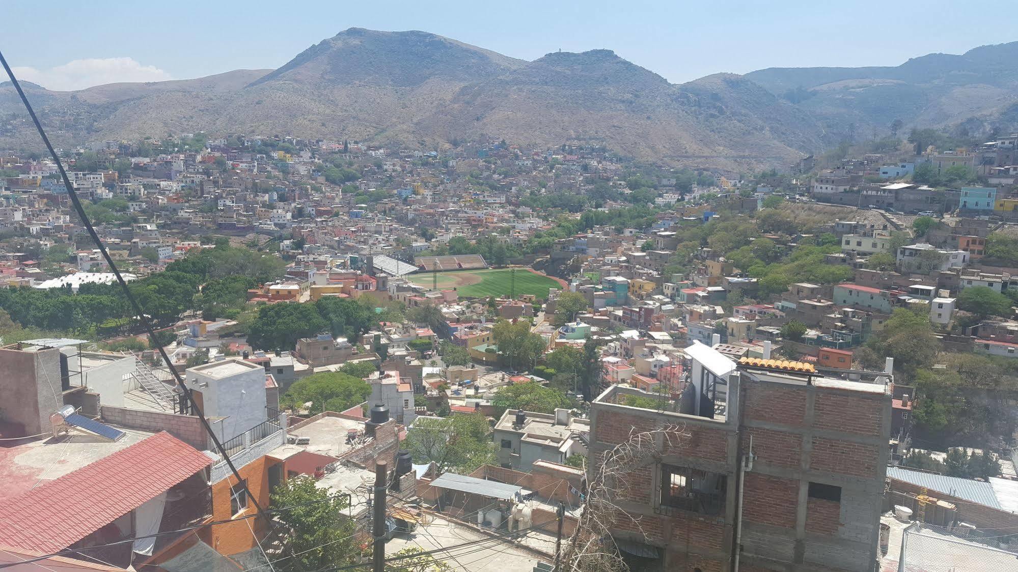 Hotel Paseo De La Presa غواناخواتو المظهر الخارجي الصورة